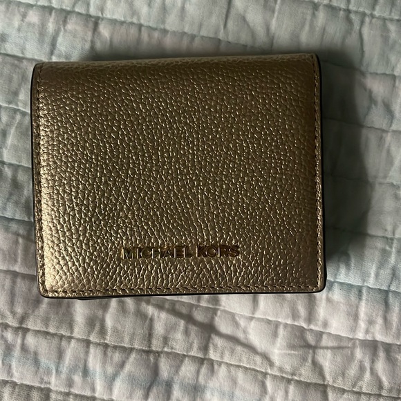 Michael Kors Handbags - Michael Kors wallet